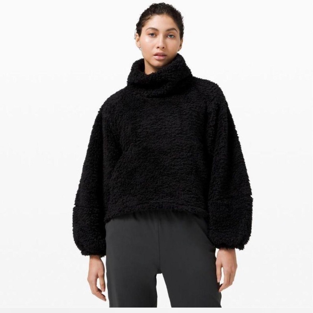 Lululemon Warmth Restore Sherpa Pullover Sweater Black Bell Sleeve M/L
